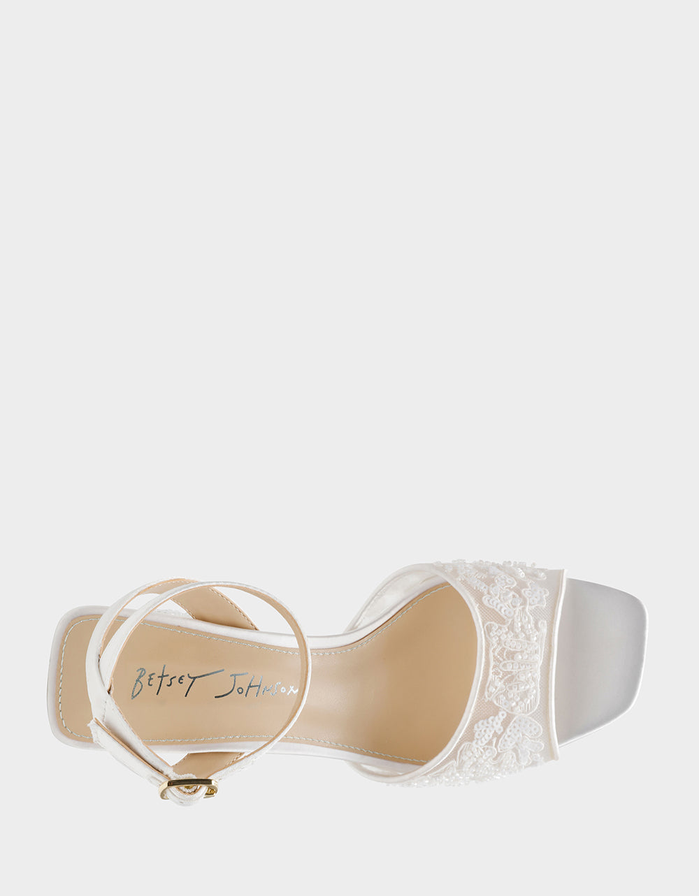 BETSEY-JOHNSON_SHOES_SB-JUNIE_SB-MACIE_IVORY_TOP.jpg