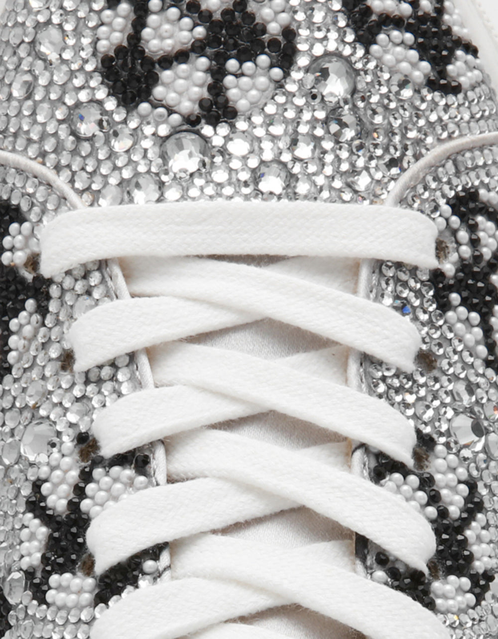 BETSEY-JOHNSON_SHOES_SB-SIDNY_SOCCER-BALL-STONE_SWATCH.jpg