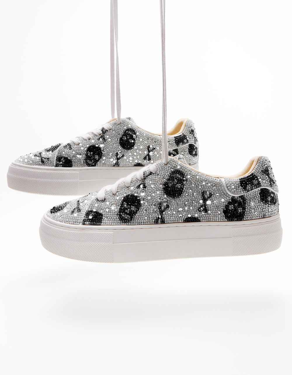 BETSEY_2023_STILLS_20_SIDNY_1092.jpg