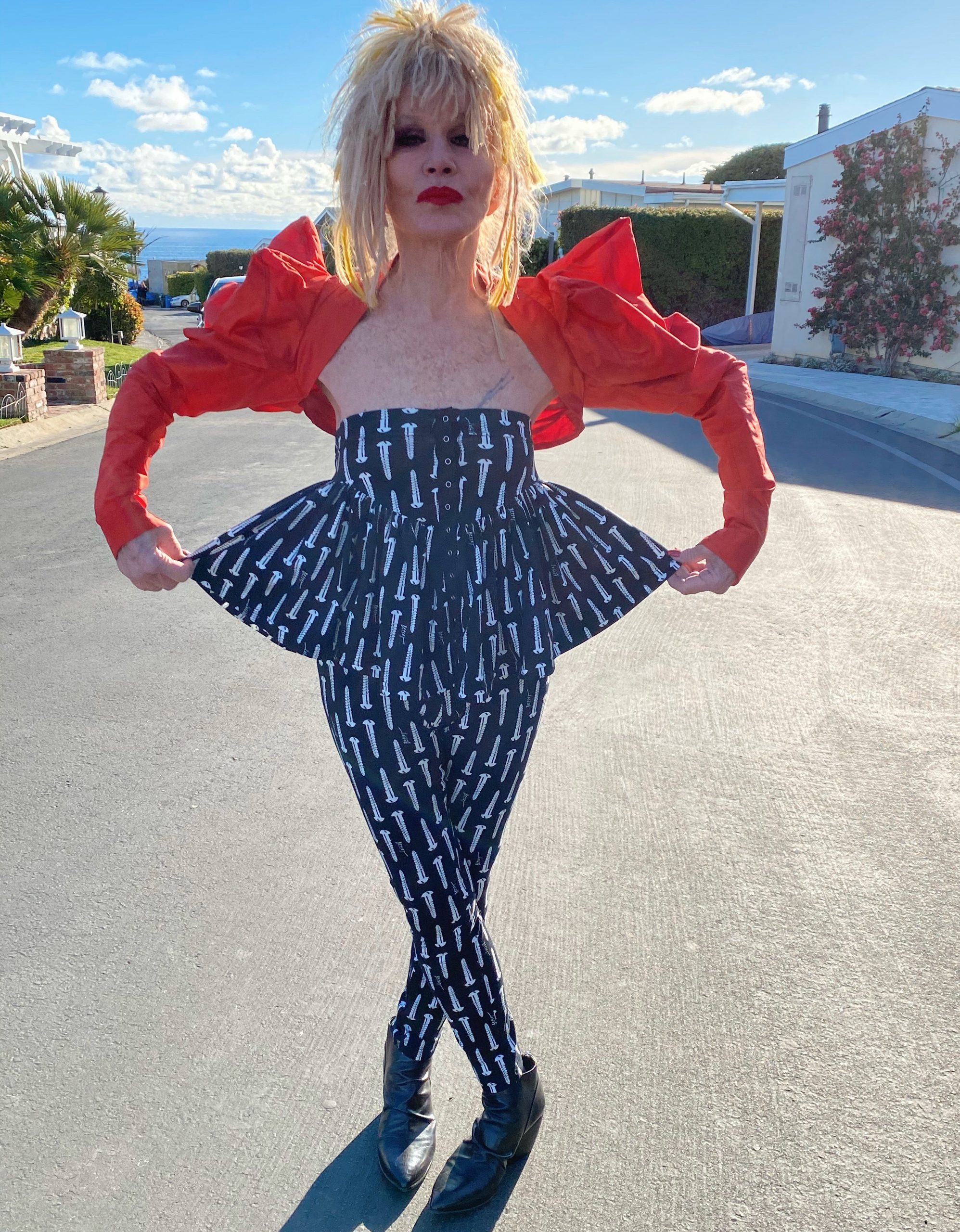 BetseyinVintageLycra_1000x1283_01.jpg